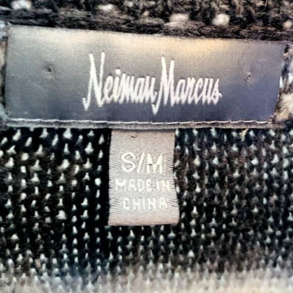Neiman Marcus Cable Knit Stripe Turtle Neck Wrap Poncho Cape Winter Sweater - Picture 11 of 13